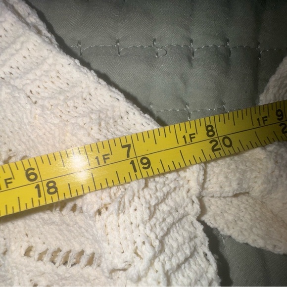 Quiet vibes Crème knit Sleeveless side tie top. Size Medium. NWT - Picture 4 of 15